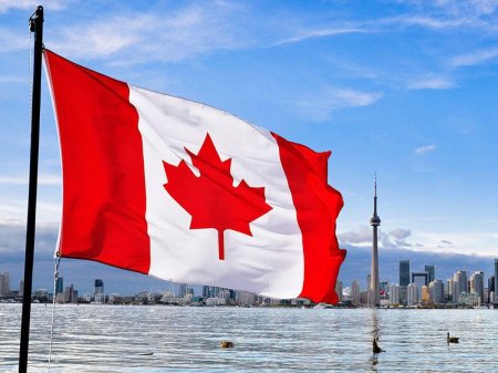 Kanada Azərbaycan vətəndaşlarının yarıdan çoxuna viza verməyib